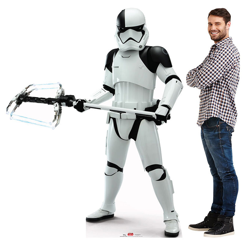 EXECUTION STORMTROOPER "Star Wars VIII: The Last Jedi" Lifesize Cardboard Cutout Standup Standee - Example